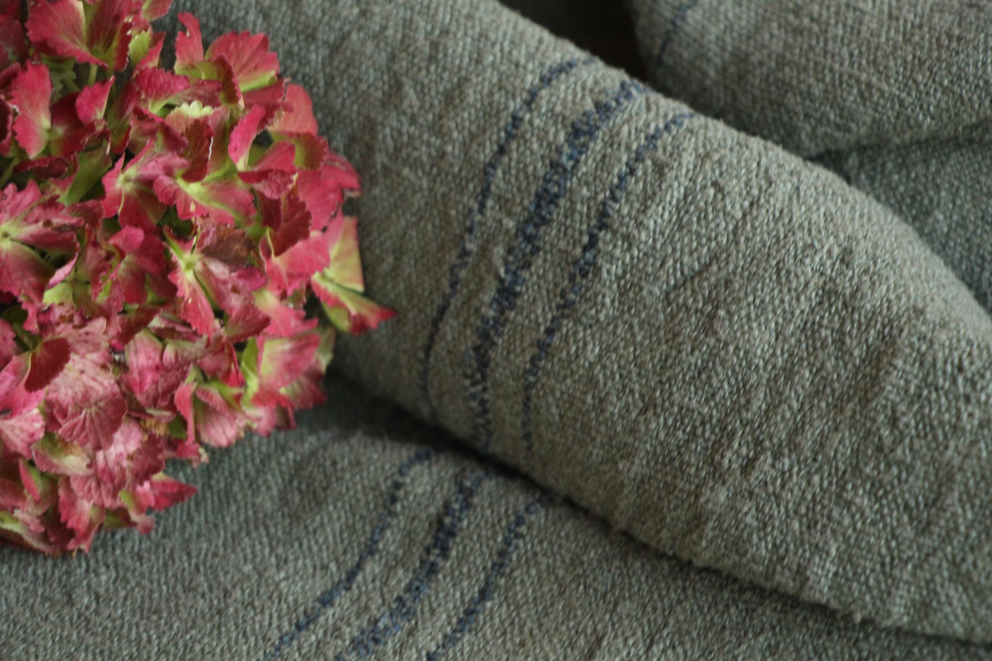 dyed antique linen grain sack, pillow fabric, rustic, durable, L 987 - Image 10